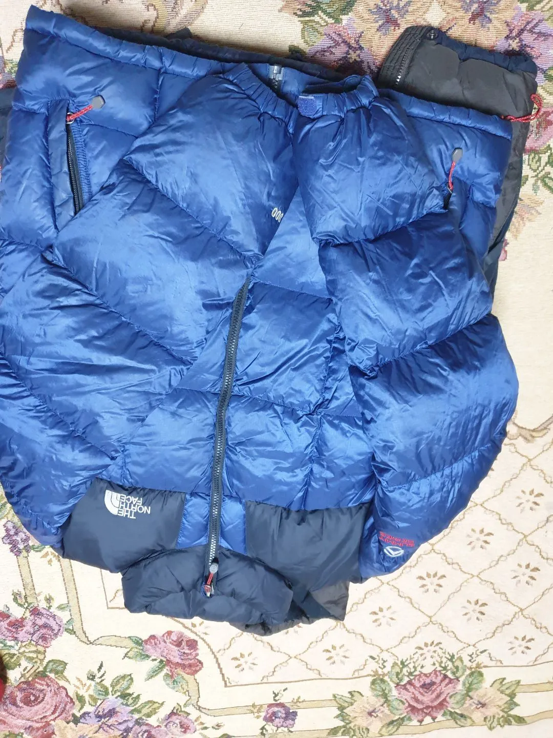 30% off Grade A TNF Puffers - Summer Clearance