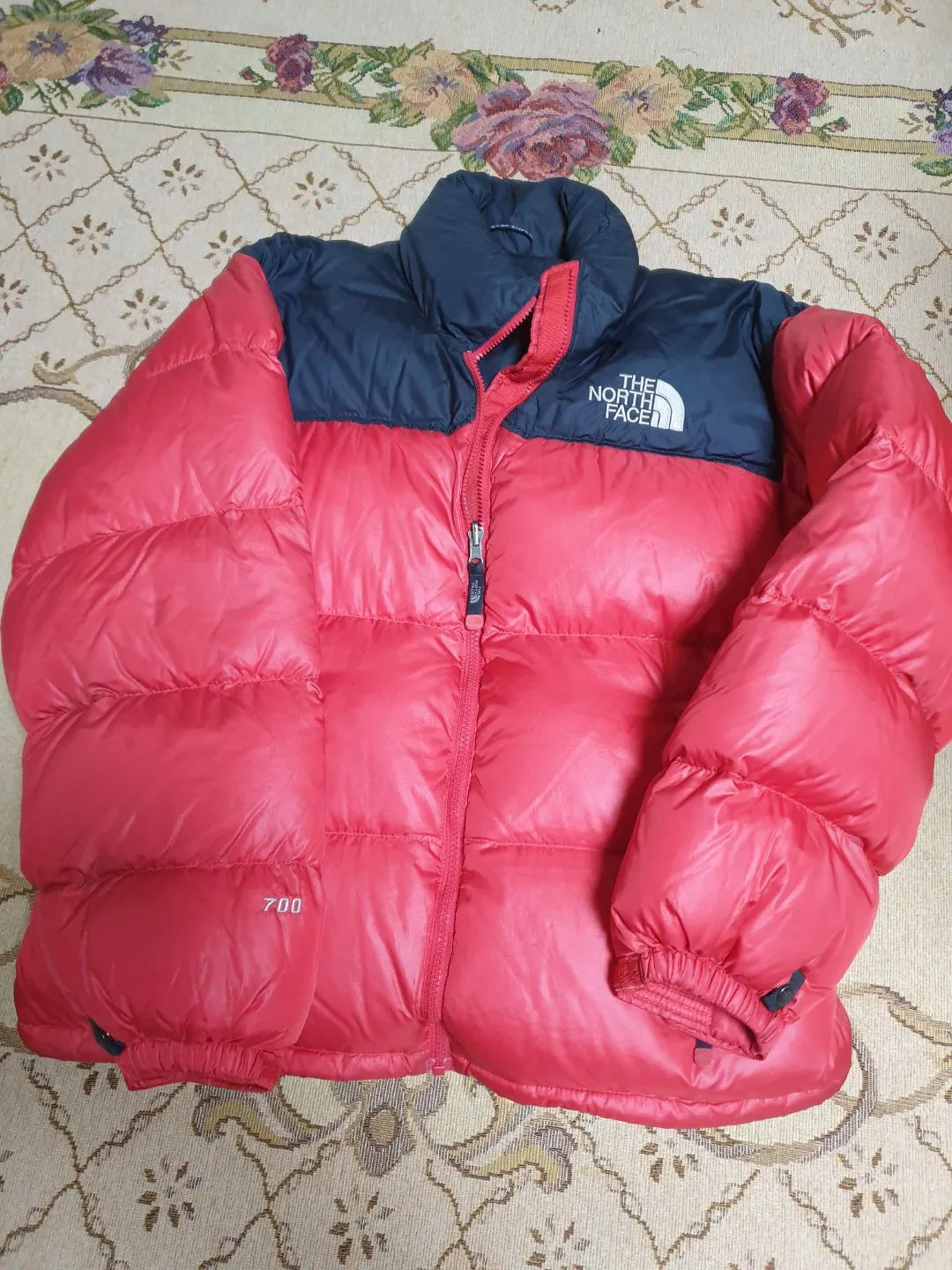 30% off Grade A TNF Puffers - Summer Clearance