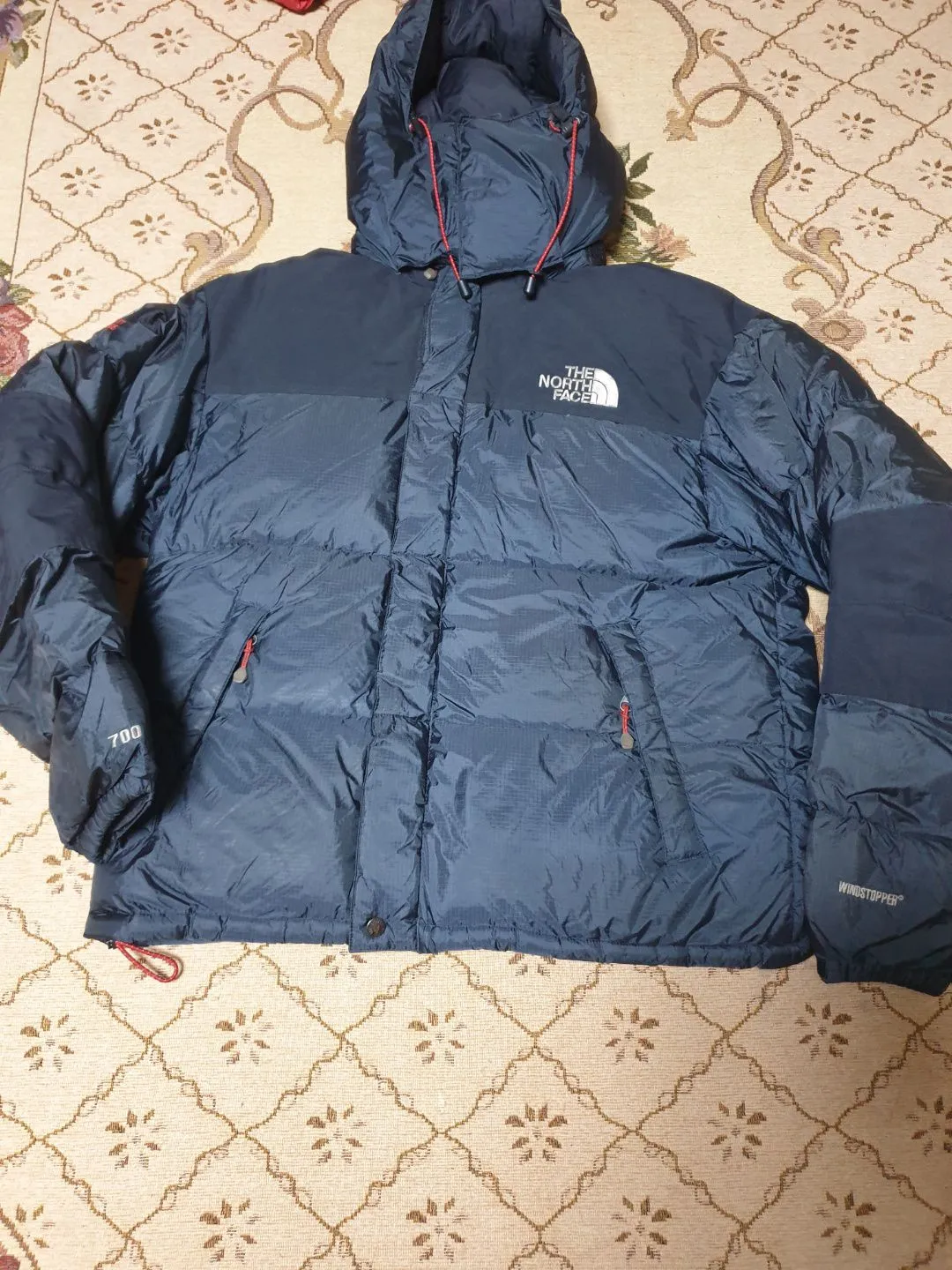 30% off Grade A TNF Puffers - Summer Clearance