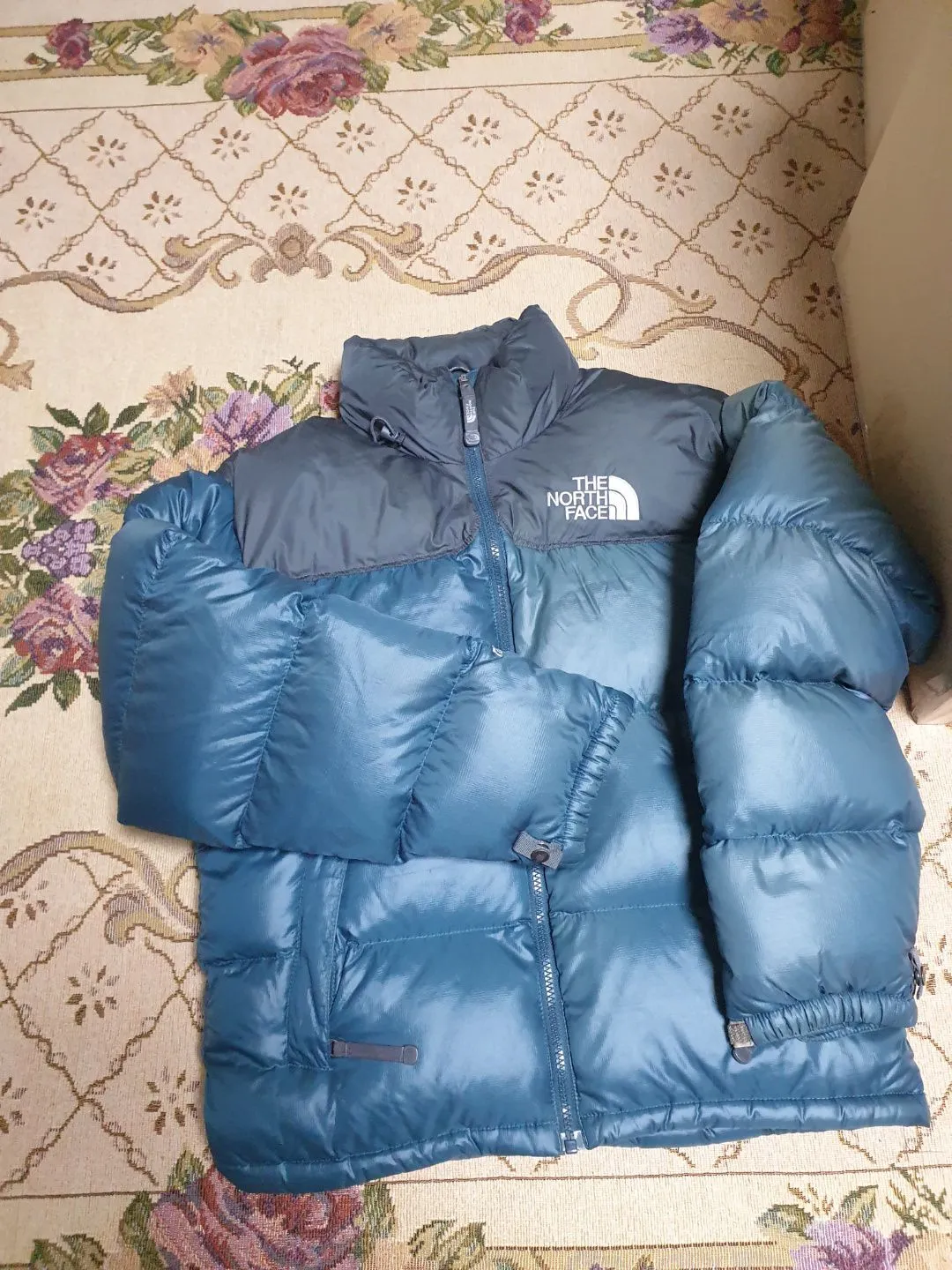 30% off Grade A TNF Puffers - Summer Clearance