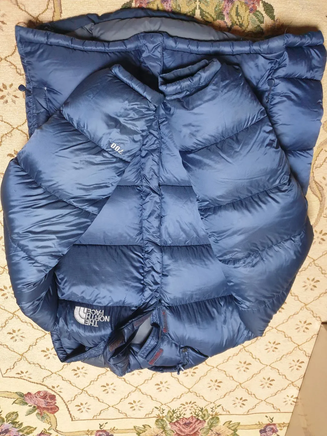 30% off Grade A TNF Puffers - Summer Clearance