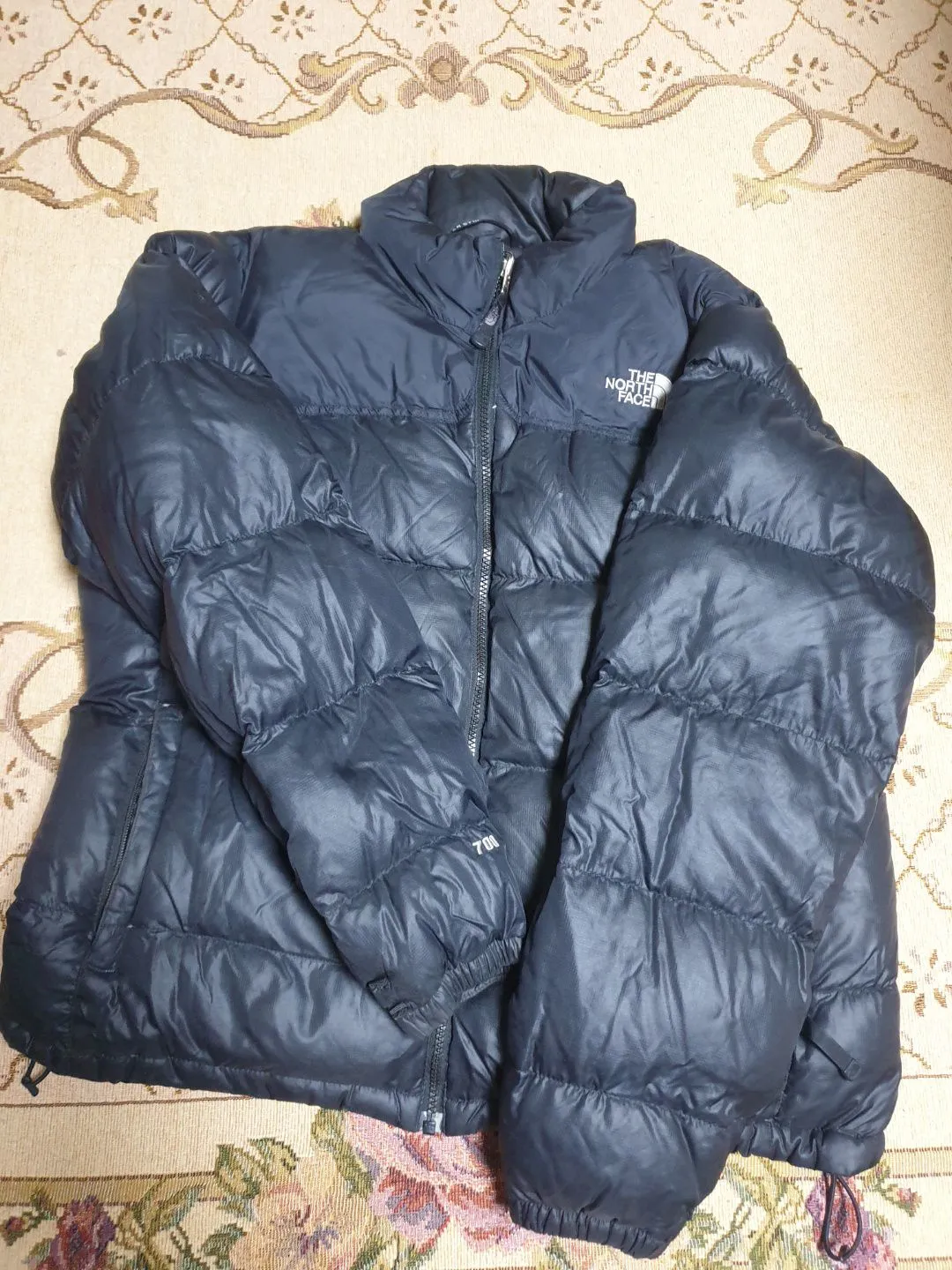 30% off Grade A TNF Puffers - Summer Clearance