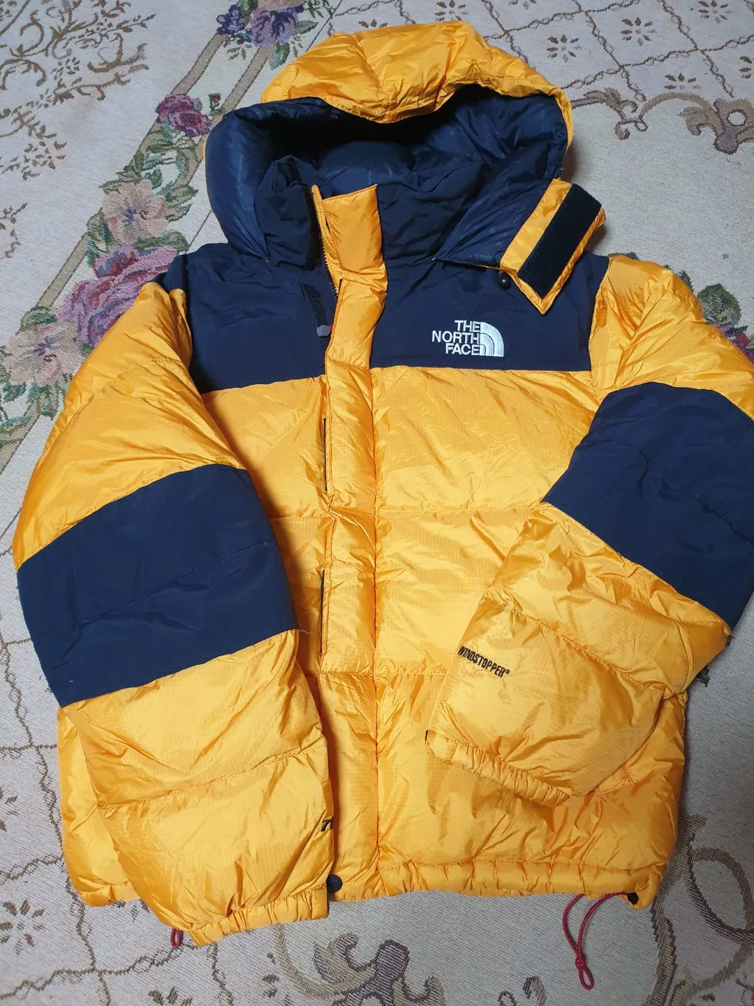 30% off Grade A TNF Puffers - Summer Clearance