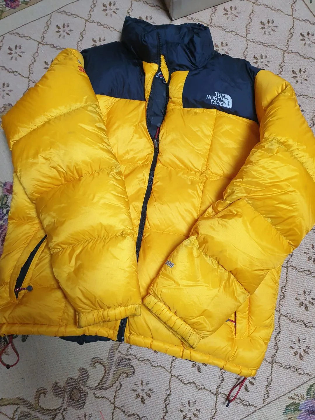 30% off Grade A TNF Puffers - Summer Clearance