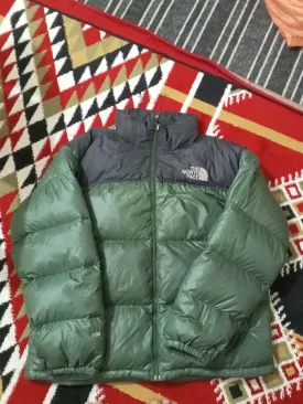 Custom handpick 16 piece north face puffers and 1 piece montbell puffer